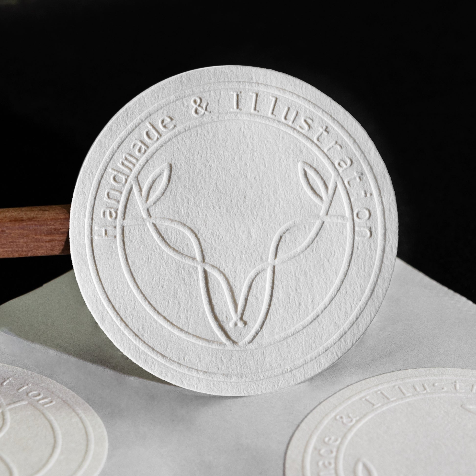 Autocolante Texturizado Gravado Personalizado - Rótulo de Marca Ecológico101