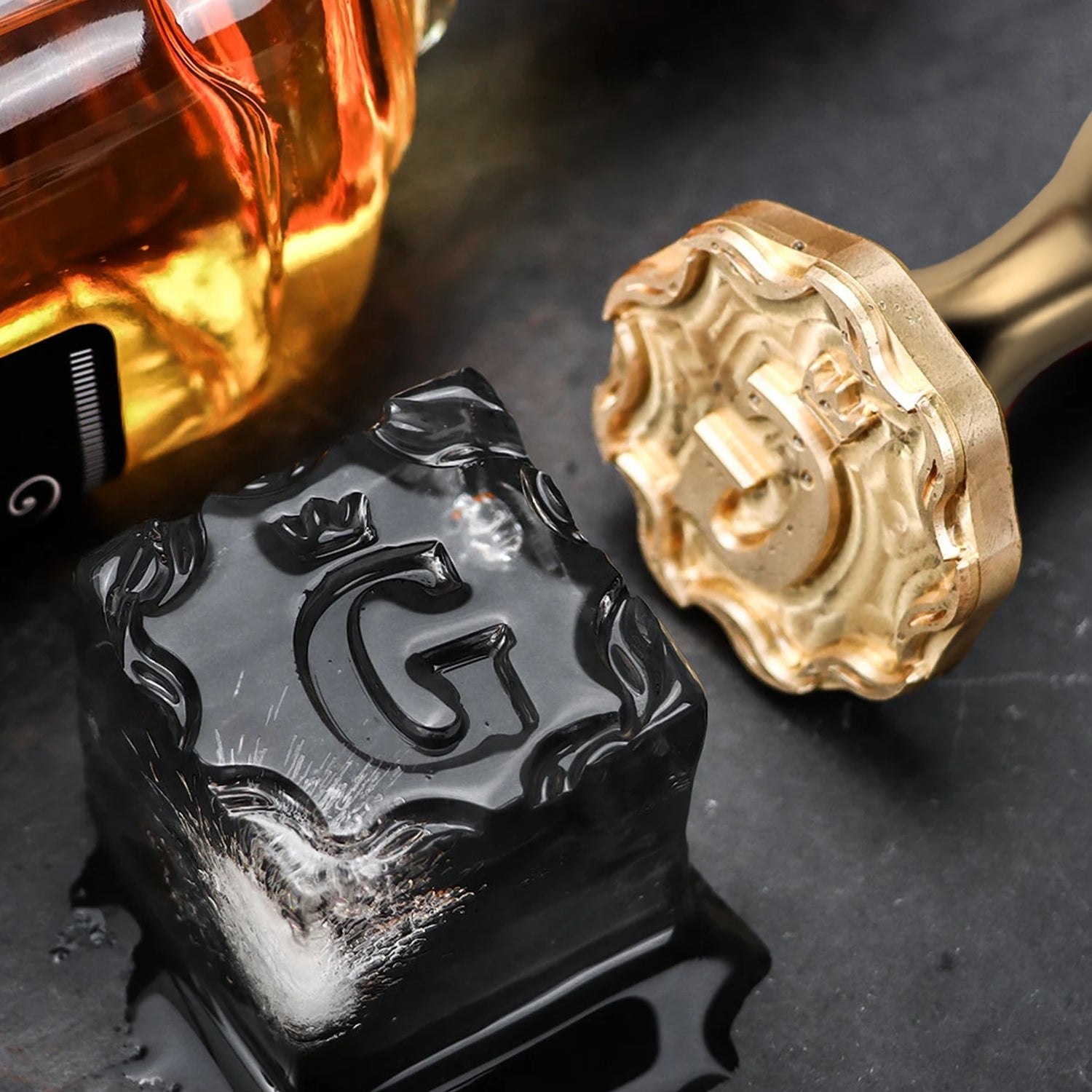 Carimbo de Gelo Elite Shield Monograma Simples de Latão para Bartender e Planeador